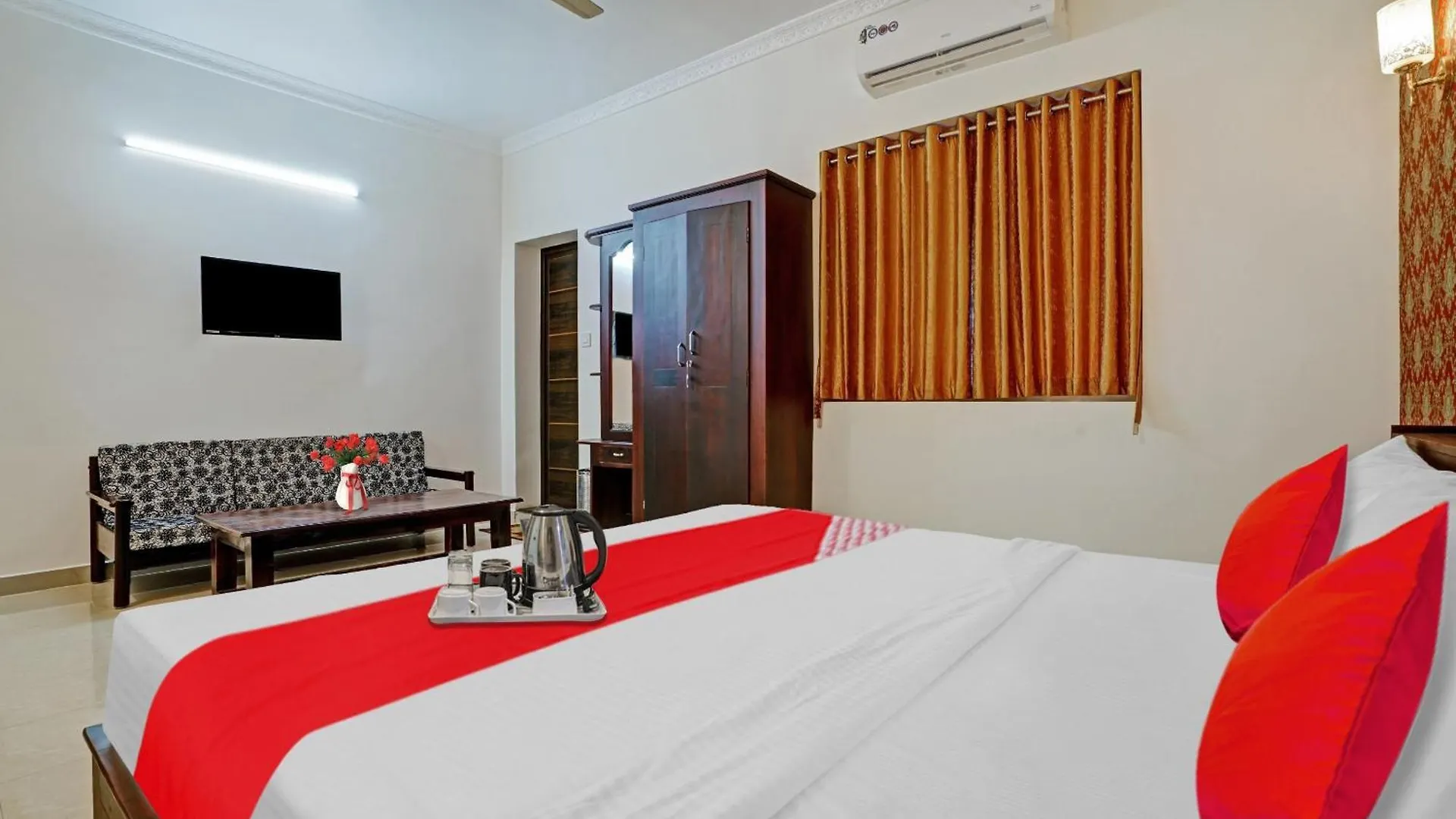 Hotel O South Fort Inn Alappuzha 4*,