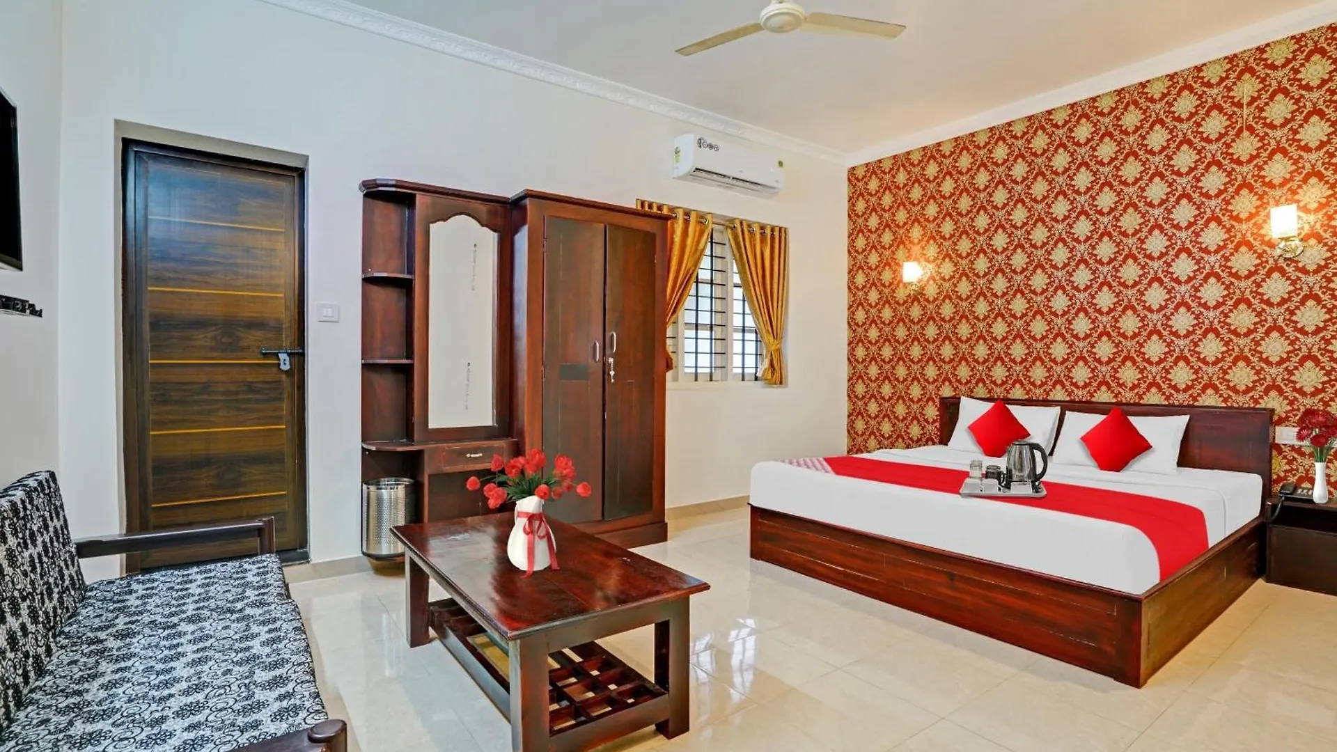 Hotel O South Fort Inn Alappuzha