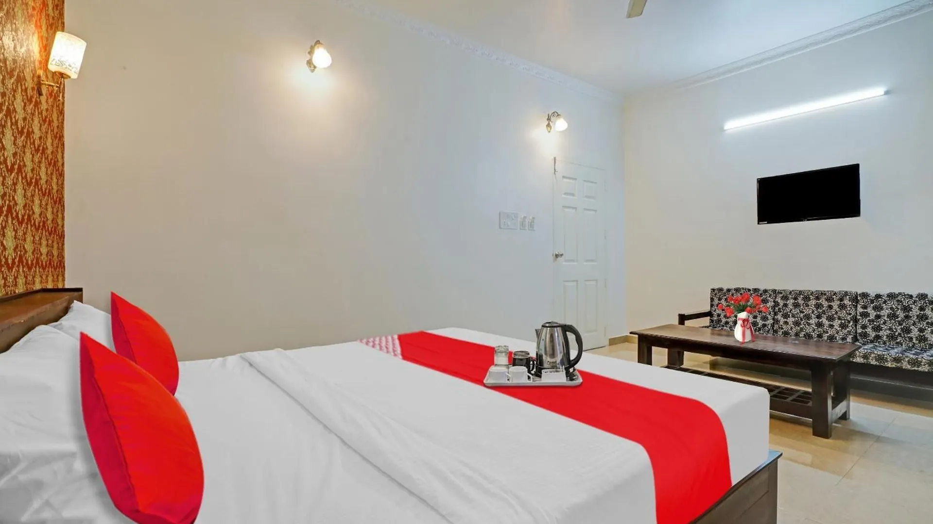 Hotel O South Fort Inn Alappuzha India