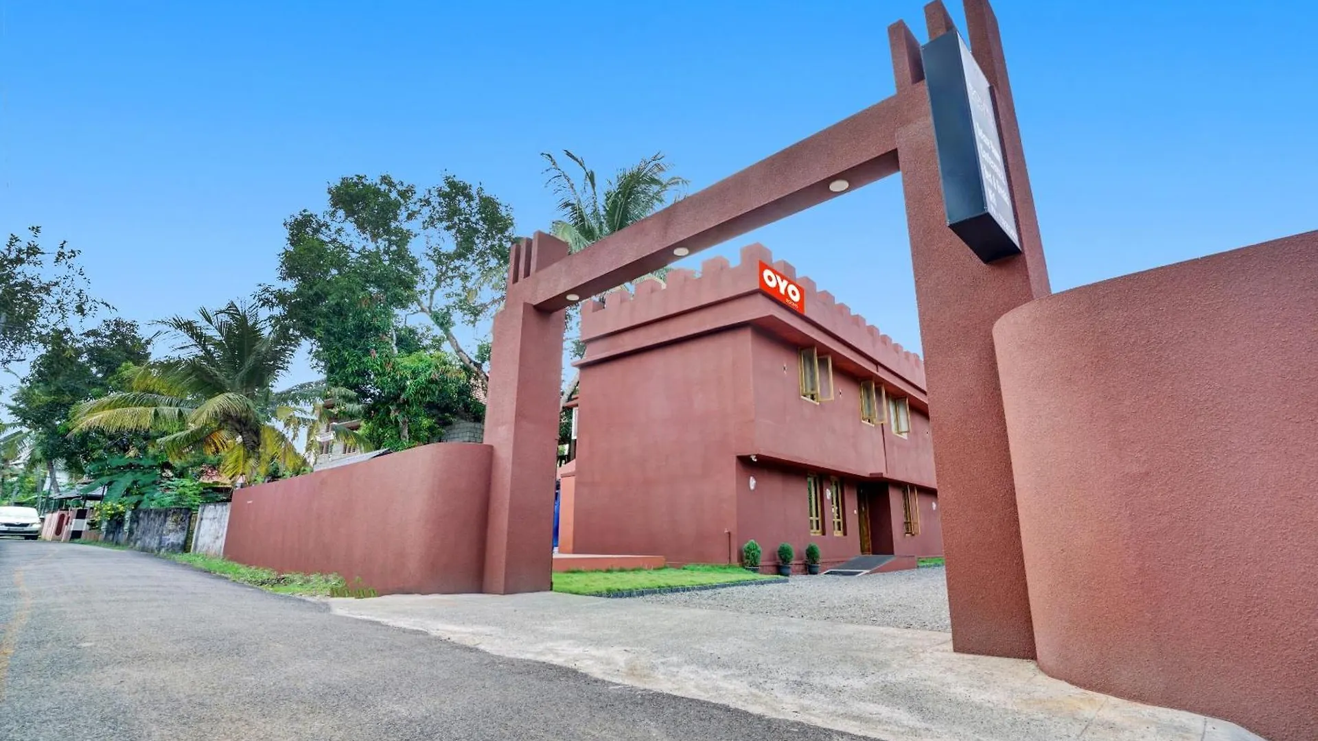 ****  Hotel O South Fort Inn Alappuzha India